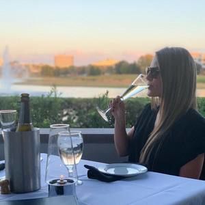 Meet your Posher, Thilmary